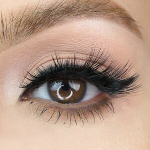 MoxieLash Wifey Magnetic Lashes